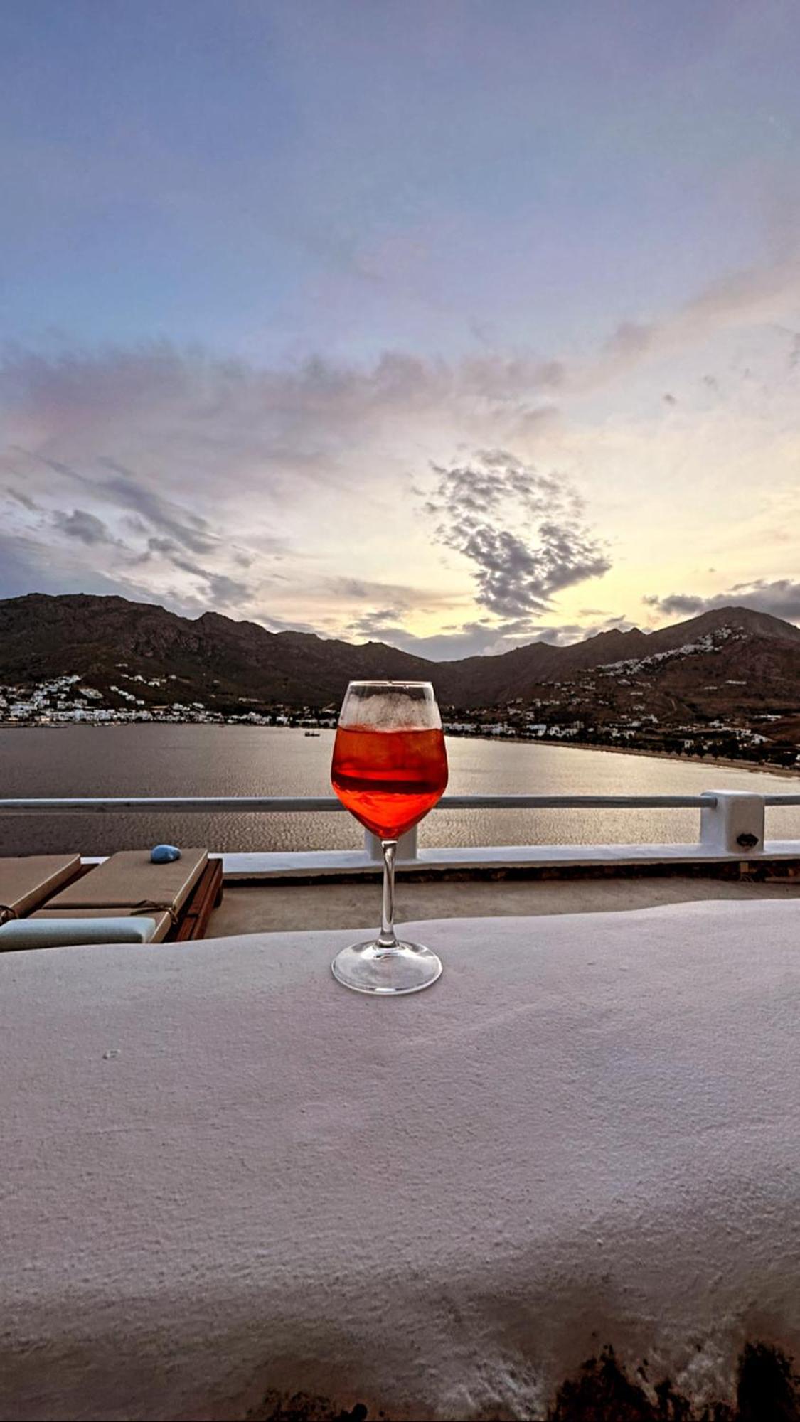 Amfitriti Serifos Livadi  Exterior foto