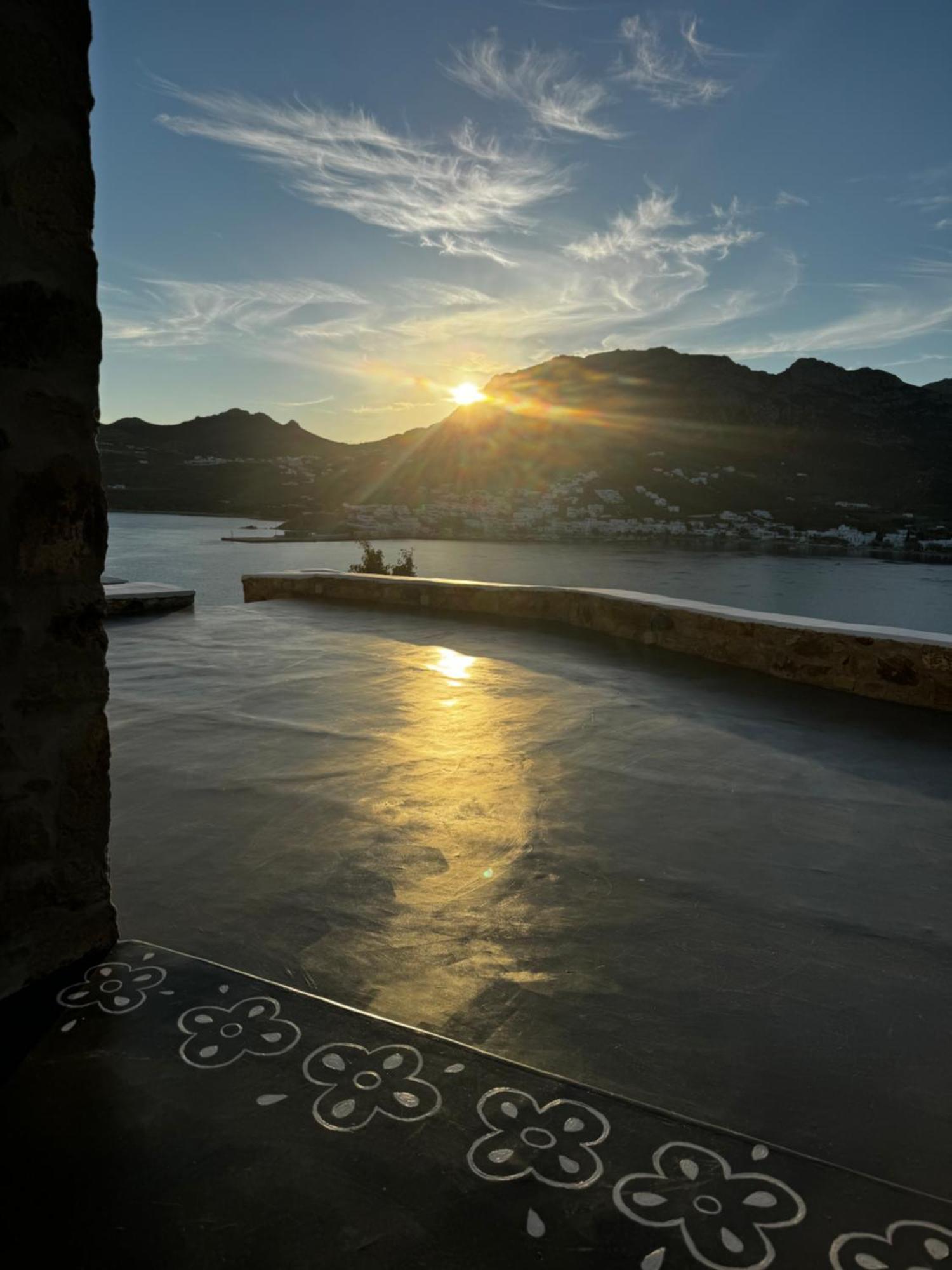 Amfitriti Serifos Livadi  Exterior foto