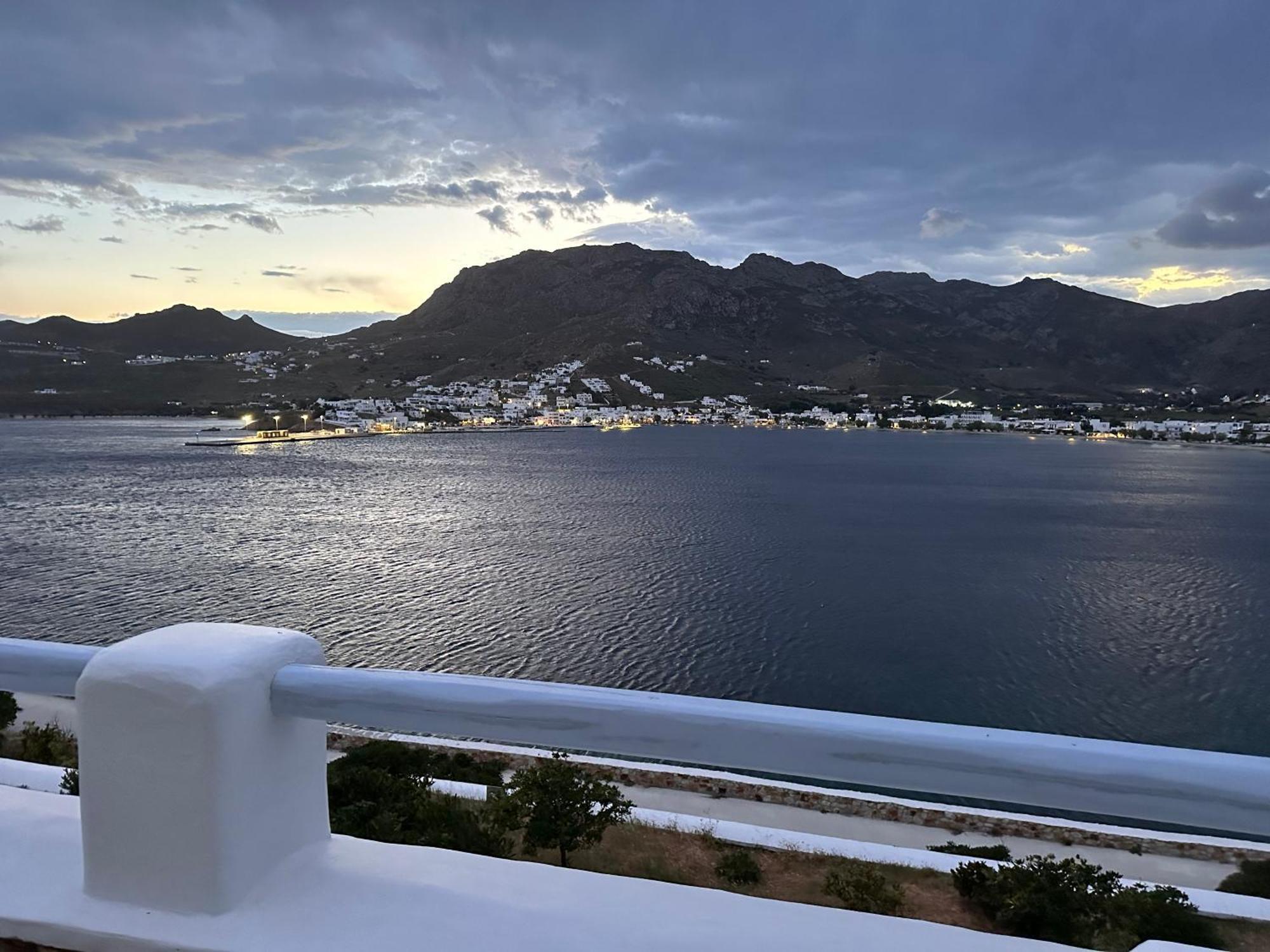 Amfitriti Serifos Livadi  Exterior foto